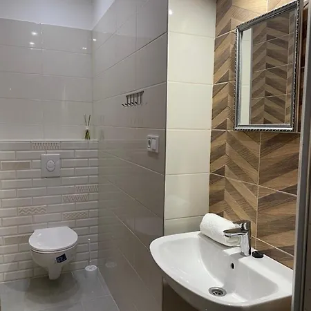 Kovacs Apartmanhaz Kiskunhalas Exterior foto