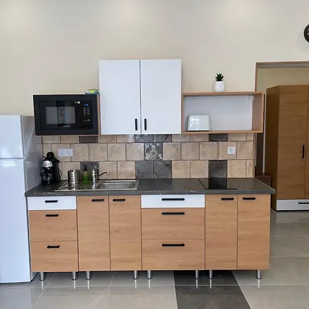 Kovacs Apartmanhaz Kiskunhalas Zimmer foto