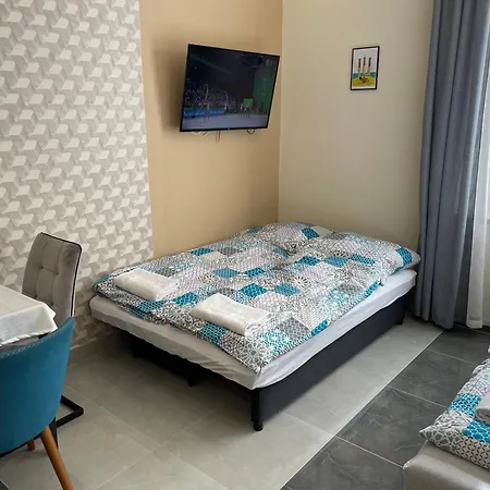 Kovacs Apartmanhaz Kiskunhalas Zimmer foto